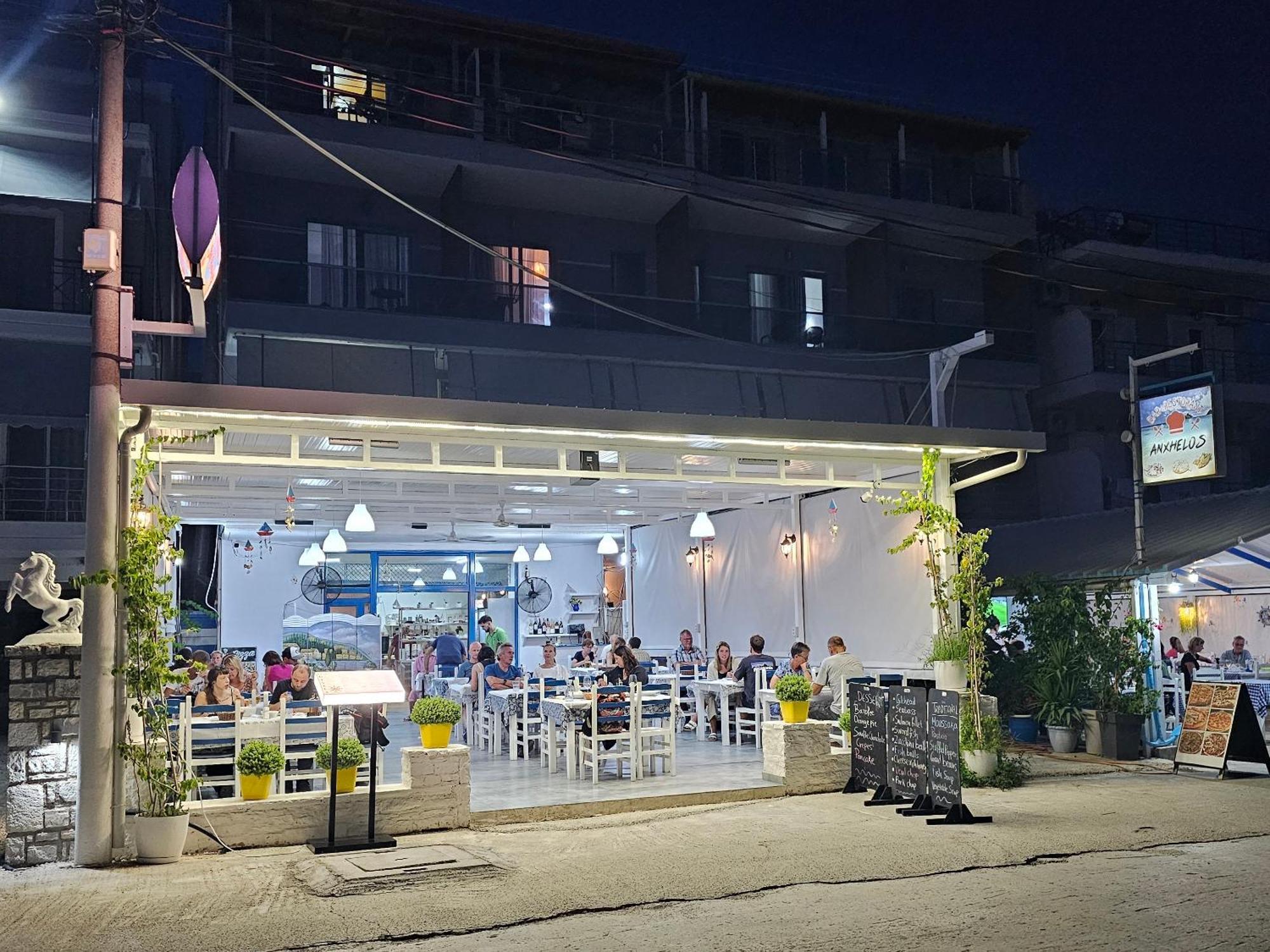 הימארה Wave N' Sea Apartments מראה חיצוני תמונה